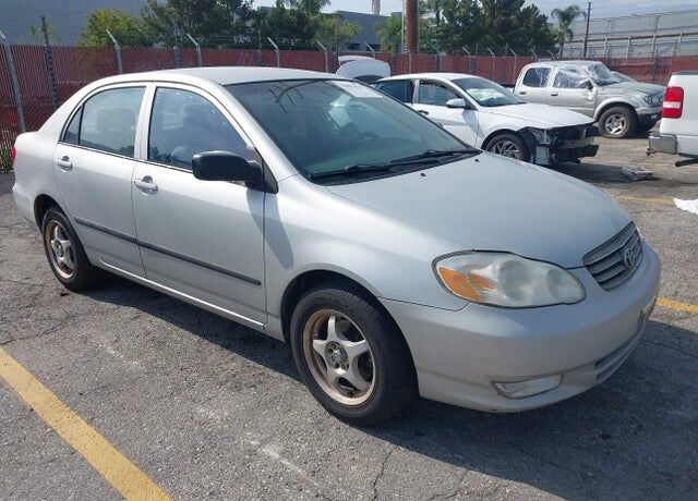 2004 TOYOTA Corolla