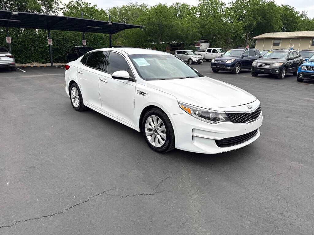 2017 KIA Optima