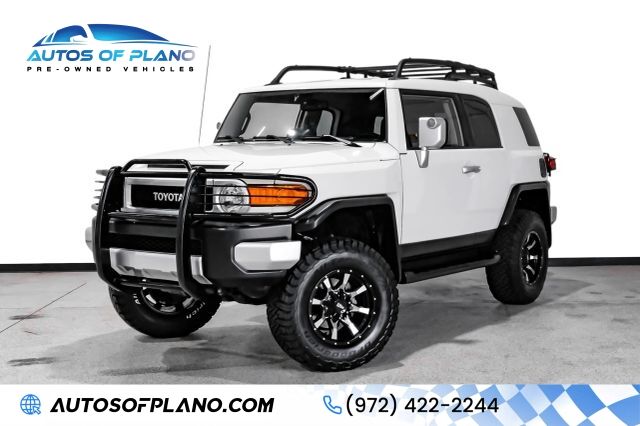 2014 TOYOTA FJ Cruiser