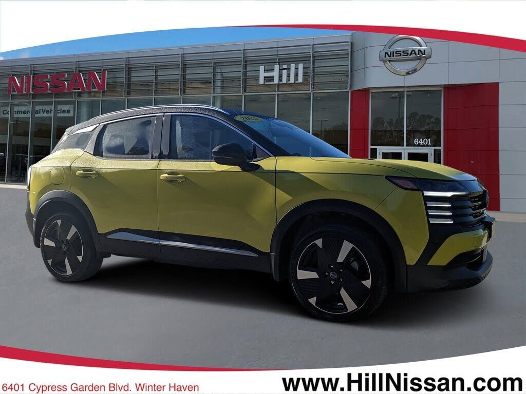 2025 NISSAN Kicks