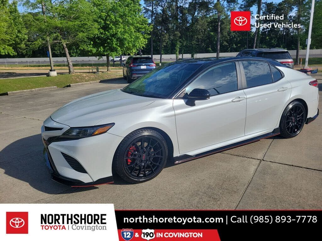 2020 TOYOTA Camry