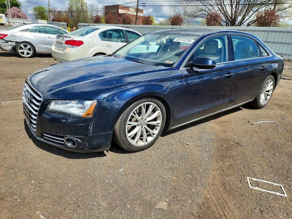 2012 AUDI A8