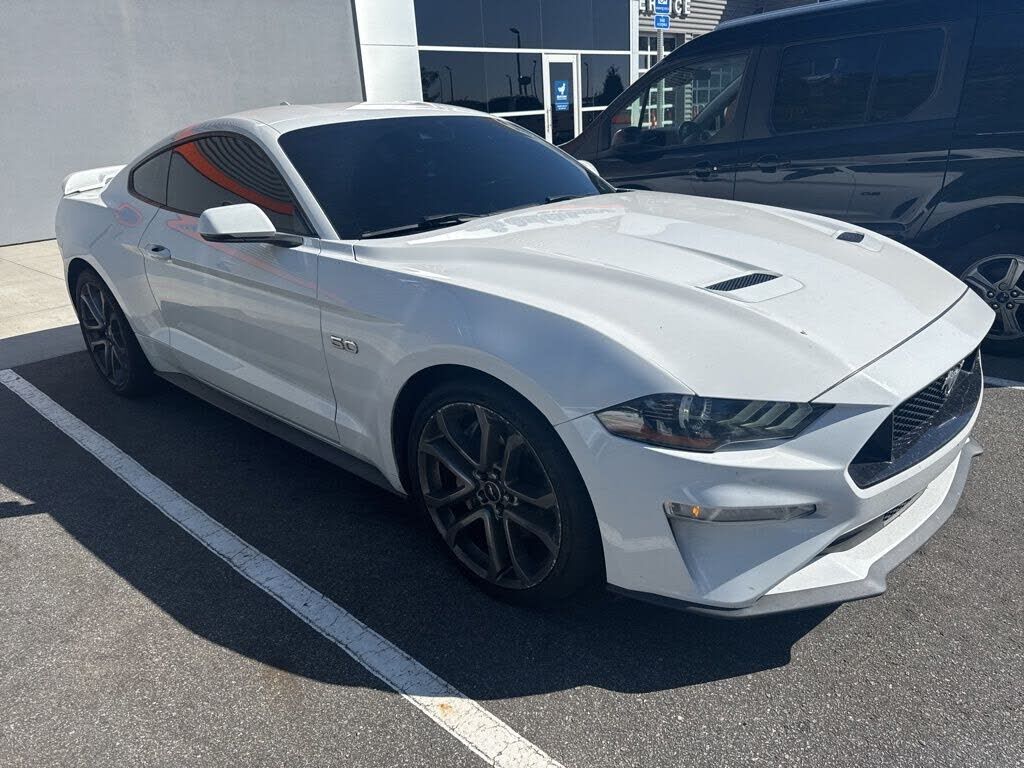 2020 FORD Mustang