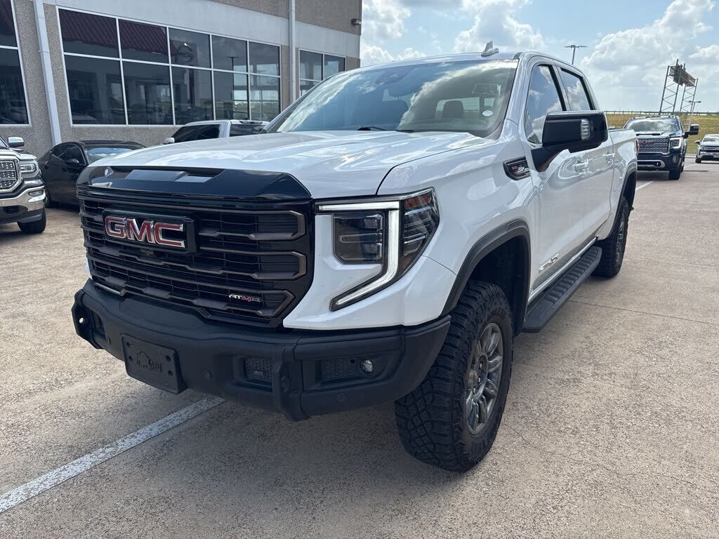 2025 GMC Sierra