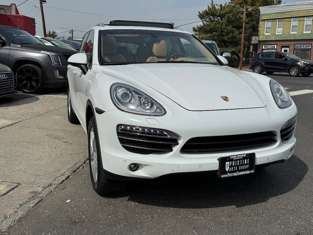 2014 PORSCHE Cayenne