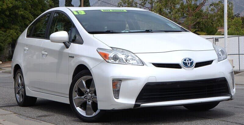 2013 TOYOTA PRIUS