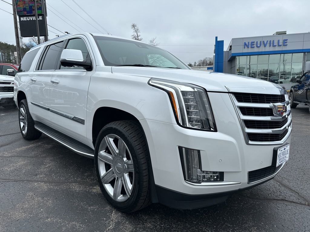2016 CADILLAC Escalade