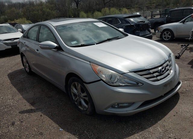 2011 HYUNDAI Sonata