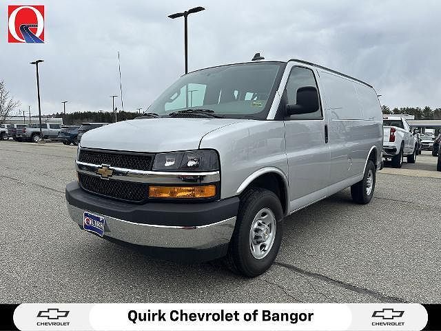 2025 CHEVROLET Express