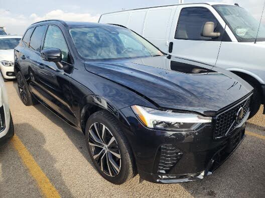 2024 VOLVO XC60
