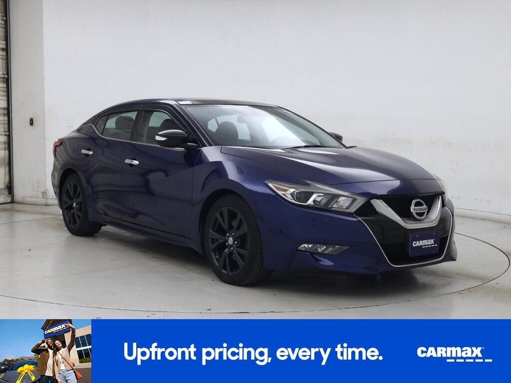 2017 NISSAN Maxima