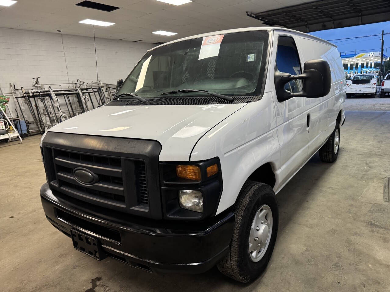 2014 FORD E-350