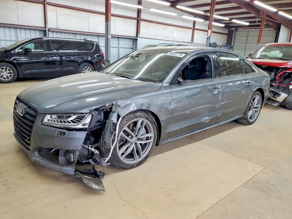 2017 AUDI A8