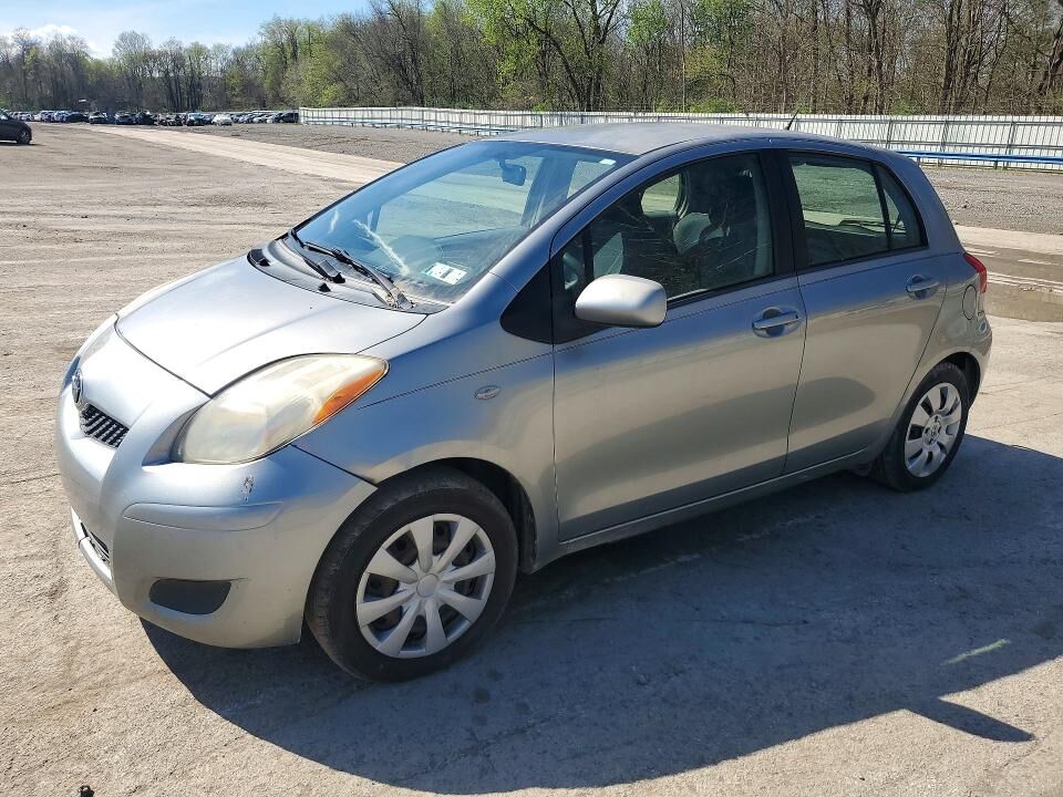 2009 TOYOTA Yaris