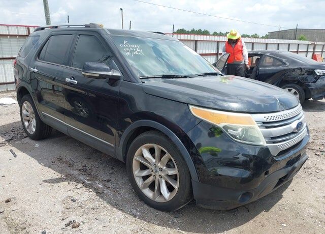 2011 FORD Explorer
