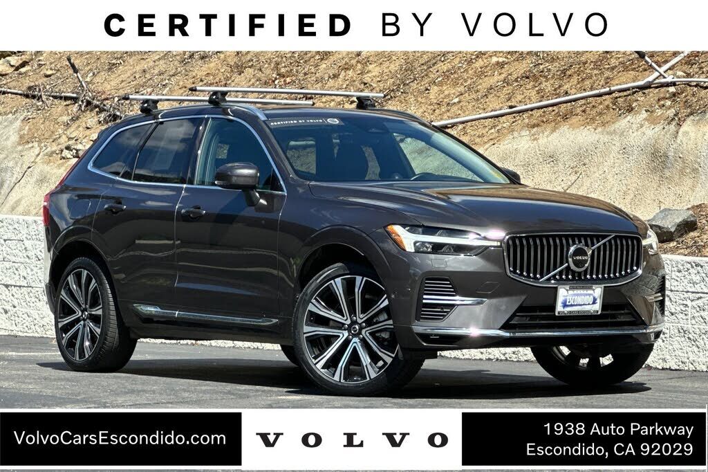 2023 VOLVO XC60