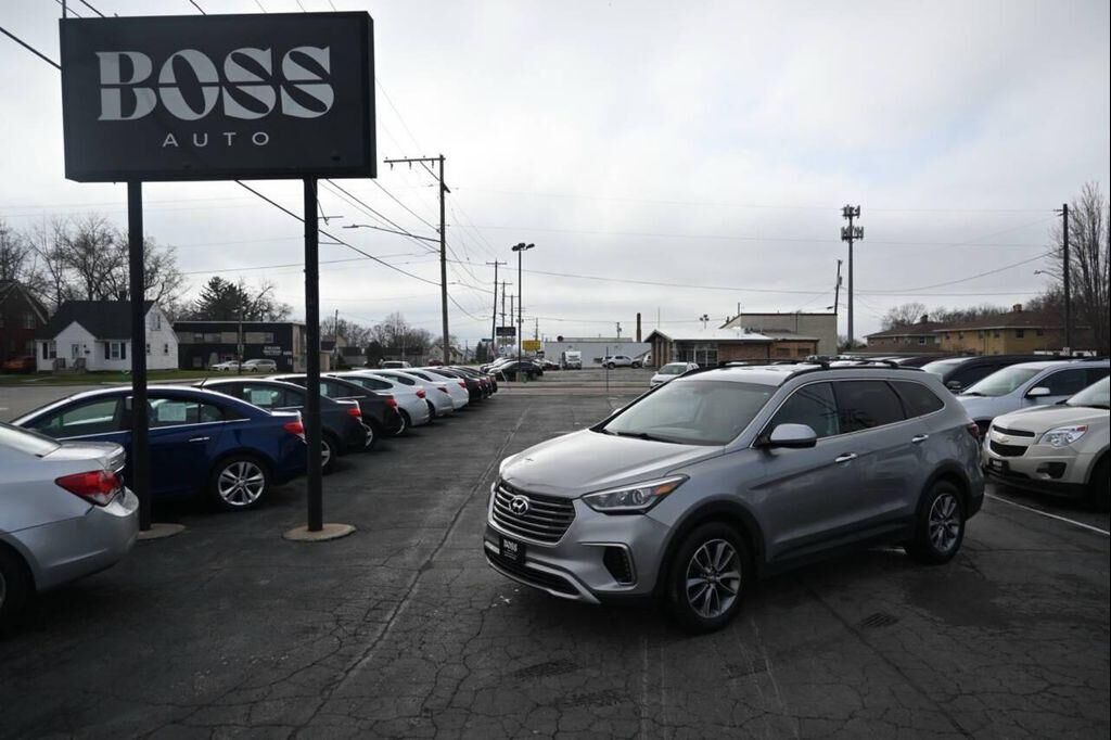 2017 HYUNDAI Santa Fe