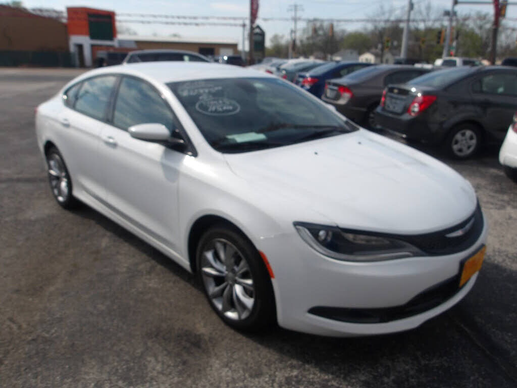 2015 CHRYSLER 200