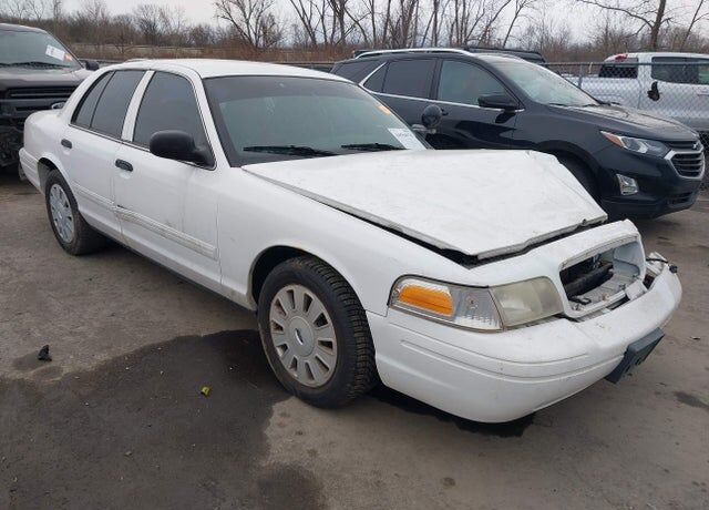2010 FORD Crown Victoria