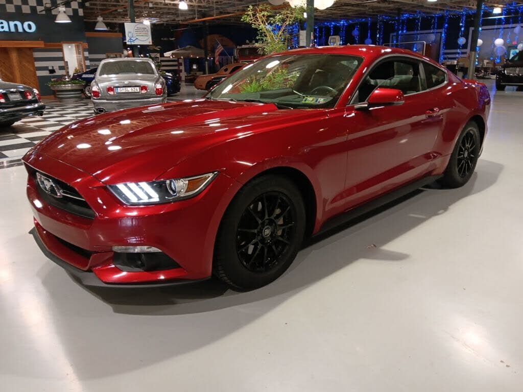 2015 FORD Mustang