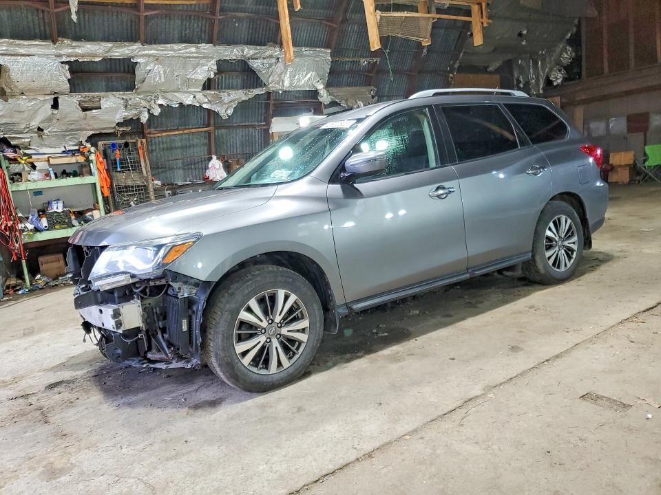 2018 NISSAN Pathfinder