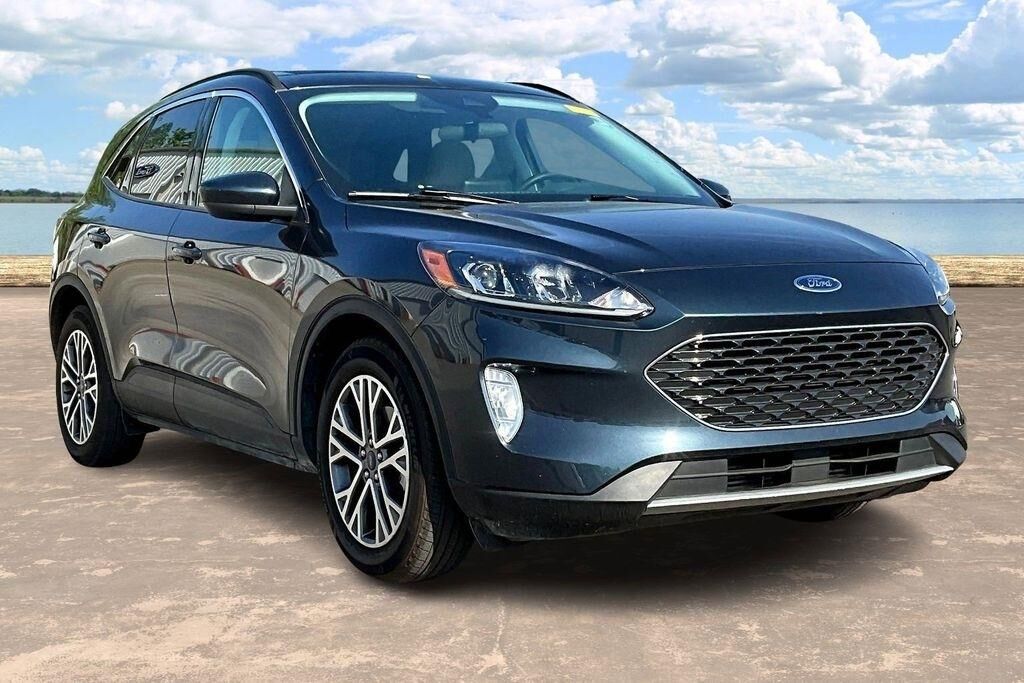 2022 FORD Escape