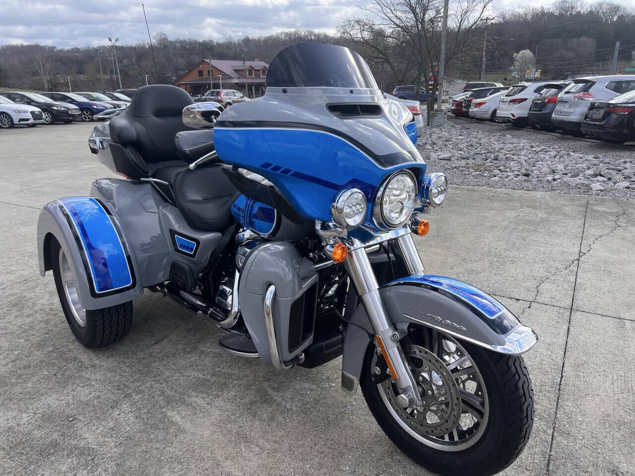 2024 HARLEY DAVIDSON FLHTCUTG / Tri Glide Ultra