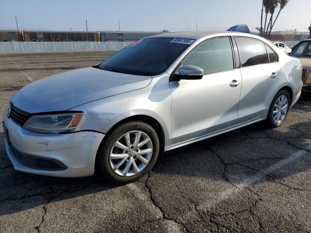 2011 VOLKSWAGEN Jetta