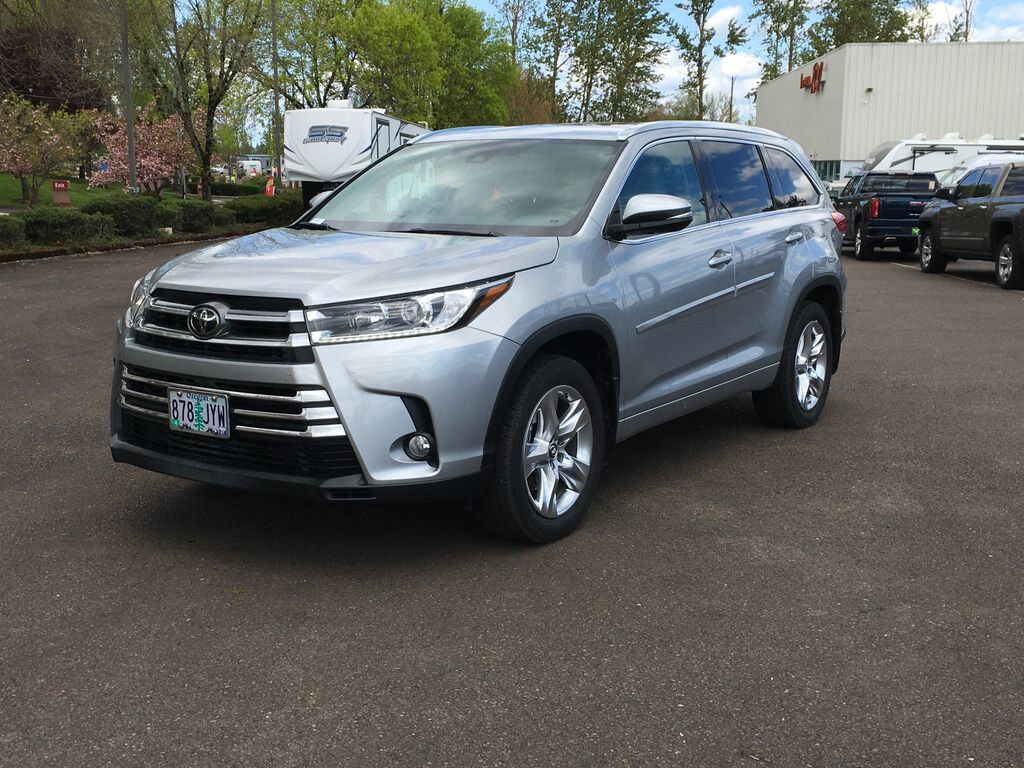 2017 TOYOTA Highlander