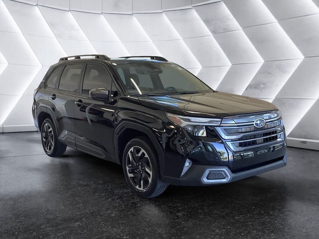 2025 SUBARU Forester