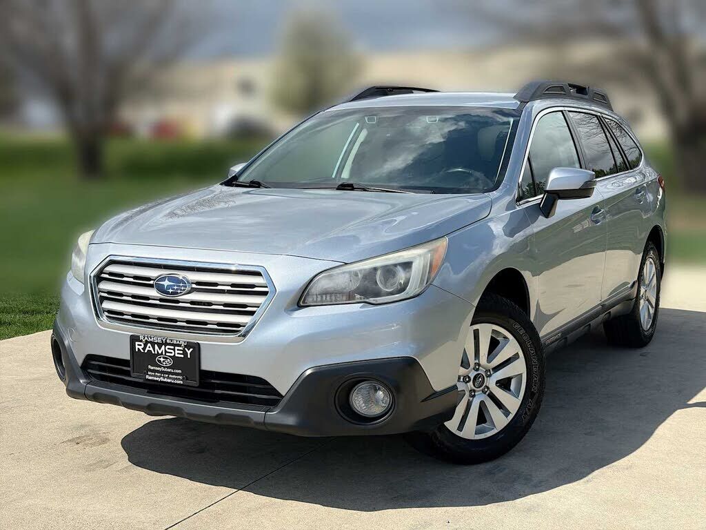 2017 SUBARU Outback