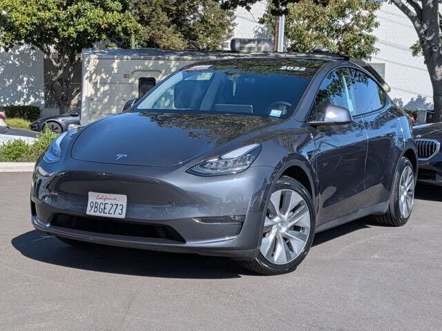 2022 TESLA Model Y