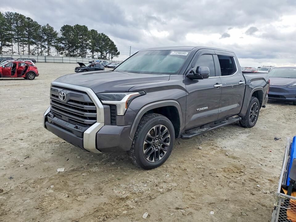 2024 TOYOTA Tundra