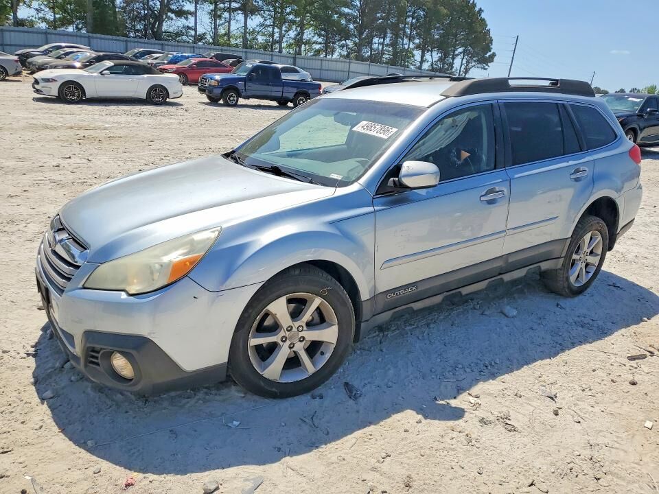 2013 SUBARU Outback