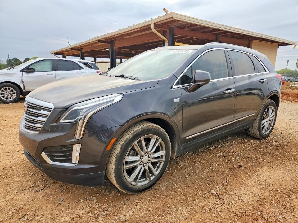 2017 CADILLAC XT5