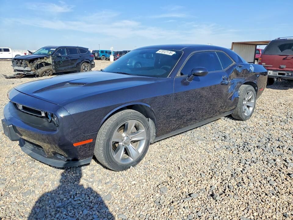 2017 DODGE Challenger