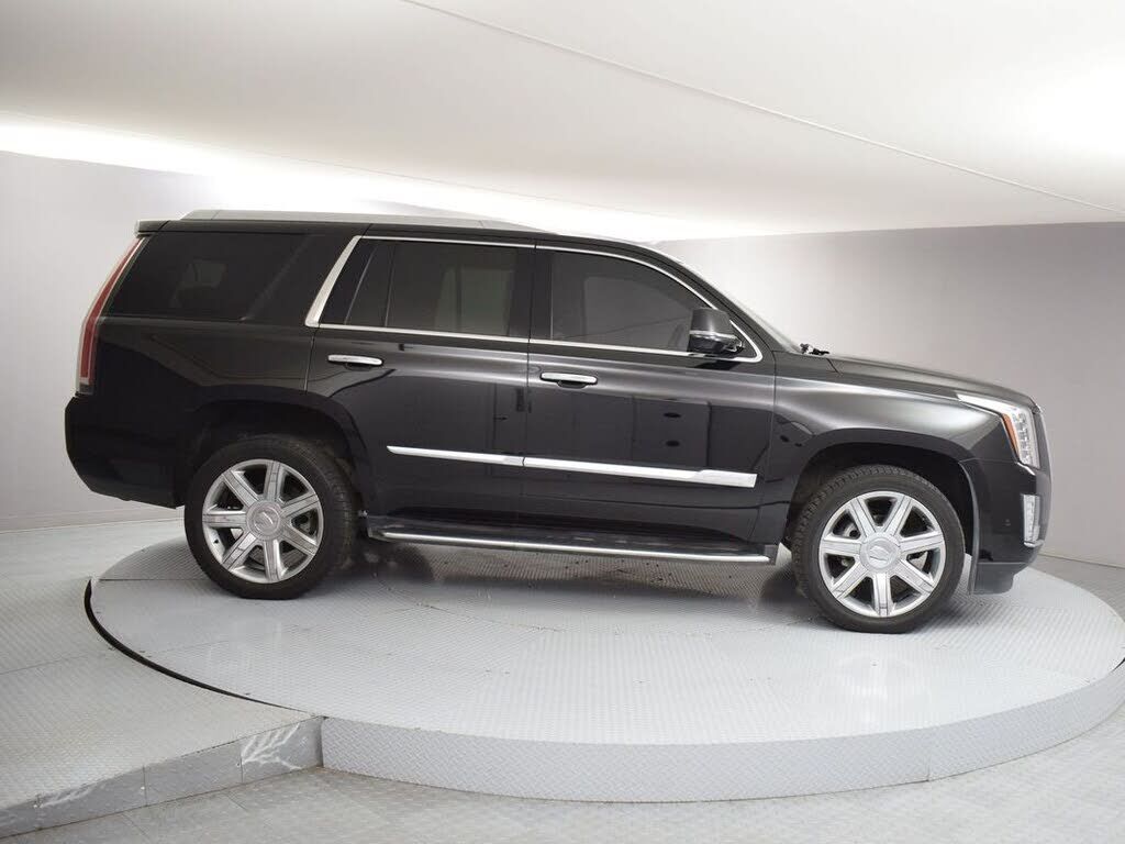 2019 CADILLAC Escalade
