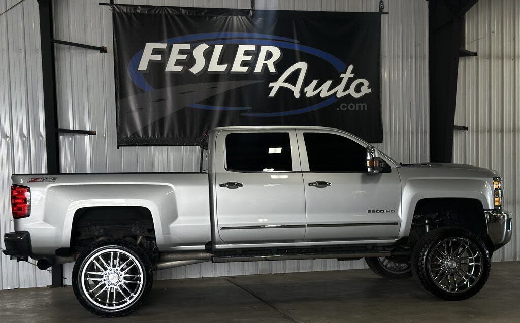 2017 CHEVROLET Silverado