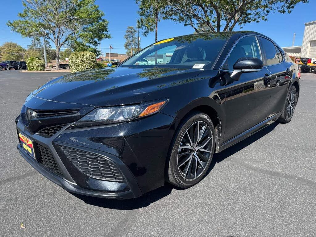 2022 TOYOTA Camry