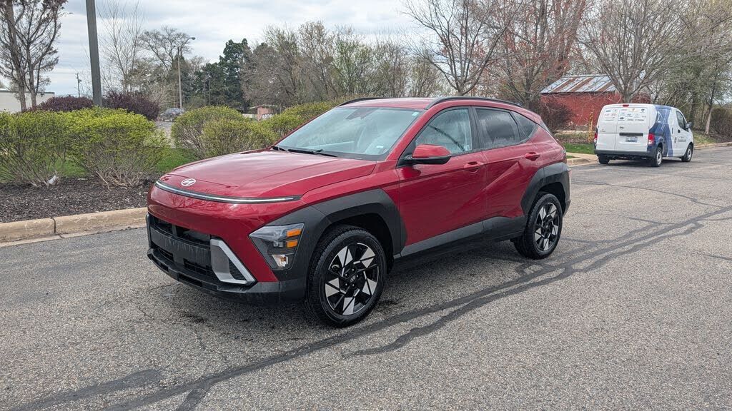 2024 HYUNDAI Kona