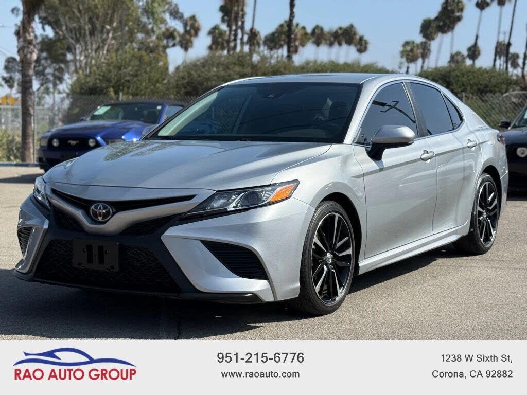 2020 TOYOTA Camry