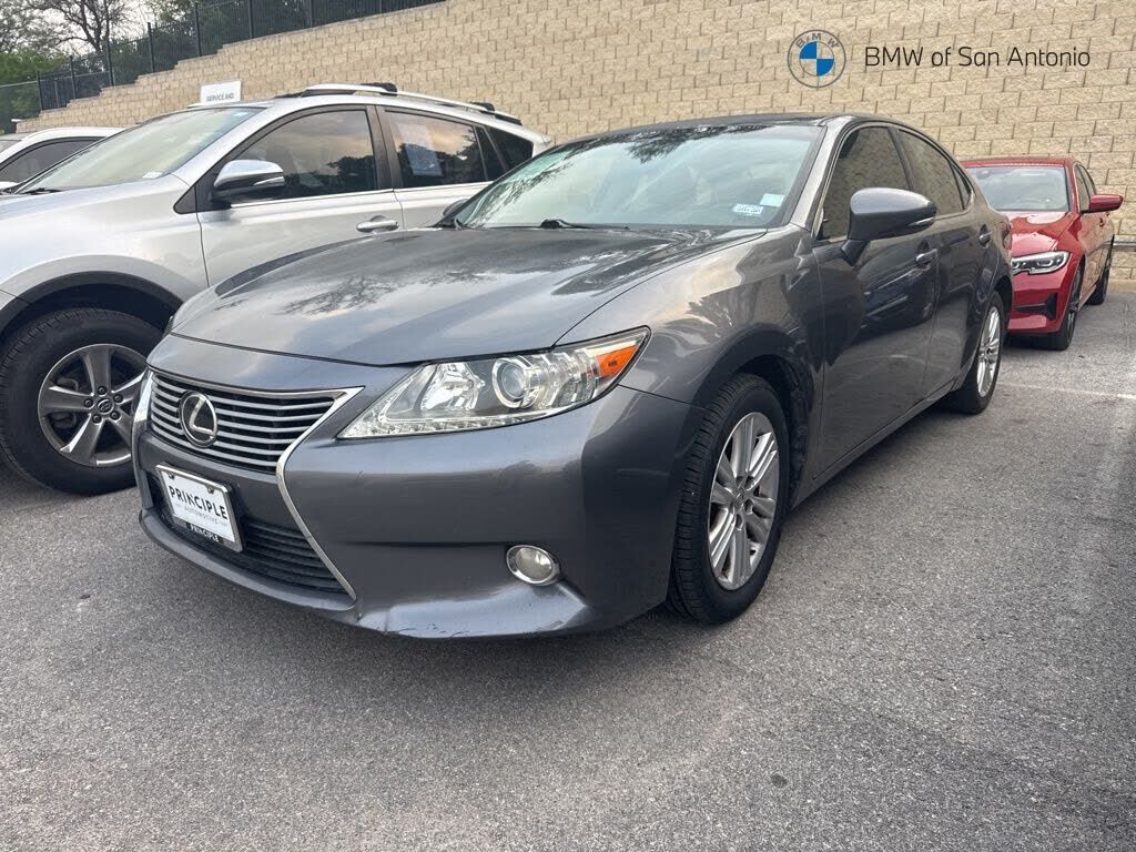 2013 LEXUS ES