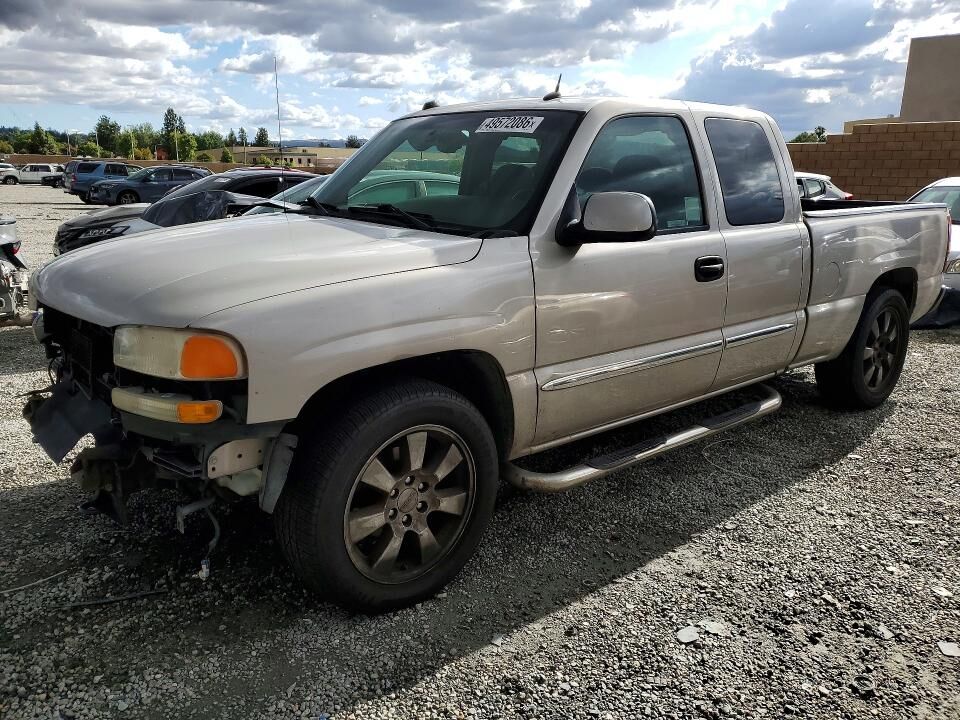 2005 GMC Sierra