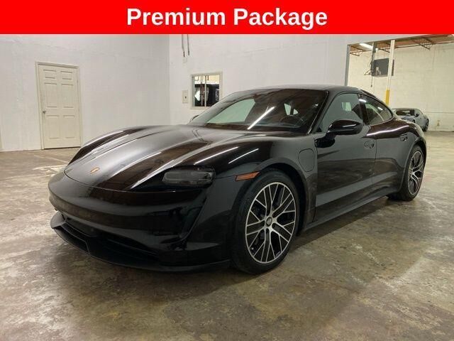2021 PORSCHE Taycan