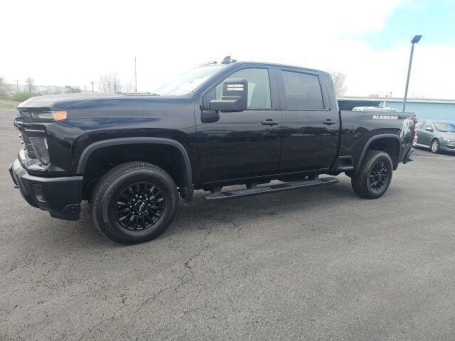 2024 CHEVROLET Silverado HD