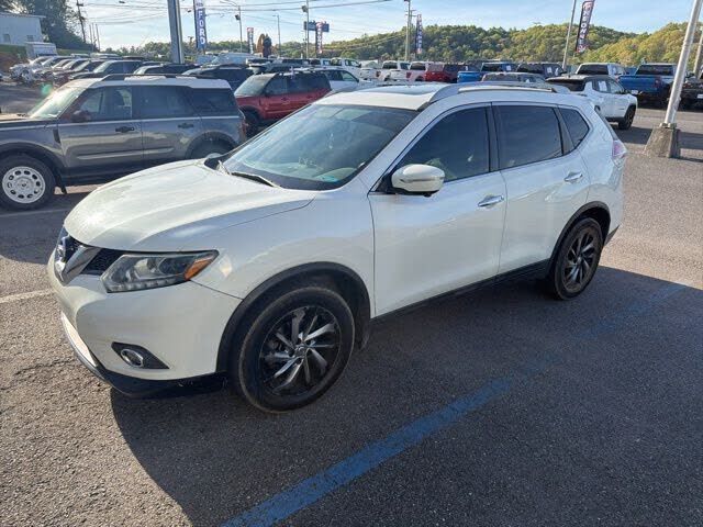 2015 NISSAN Rogue