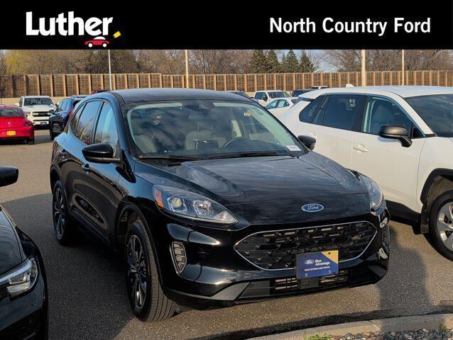 2022 FORD Escape