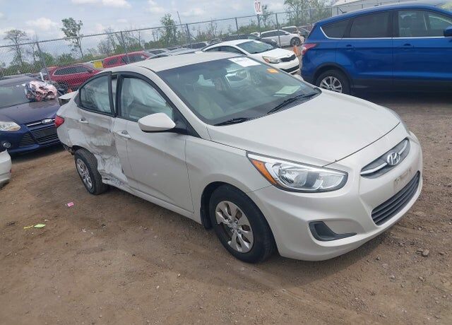 2016 HYUNDAI Accent