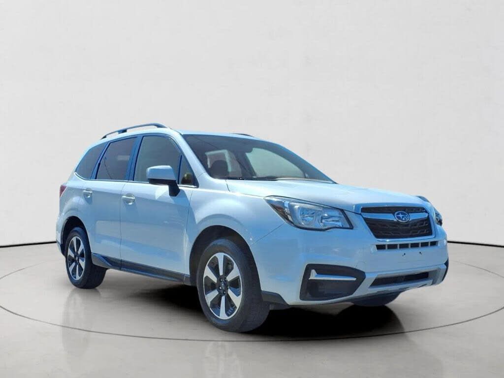 2018 SUBARU Forester