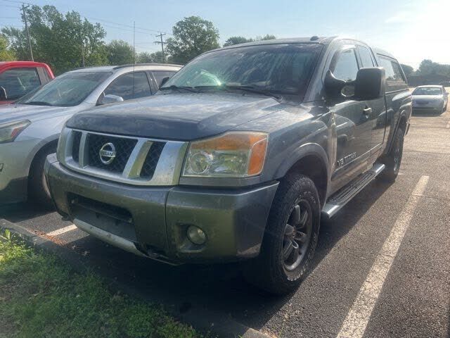 2013 NISSAN Titan